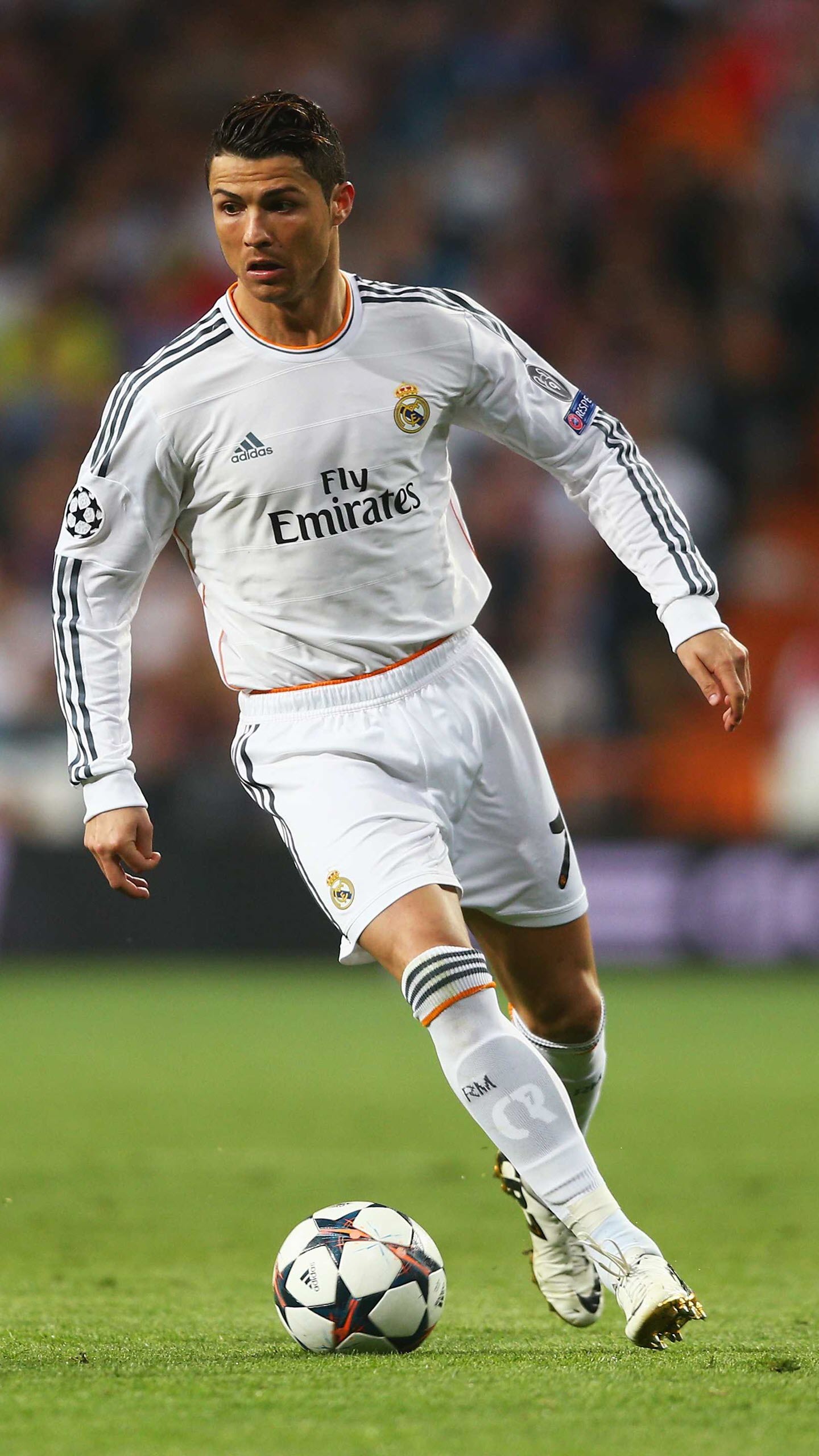 Hình nền cầu thủ Ronaldo 2K cho điện thoại